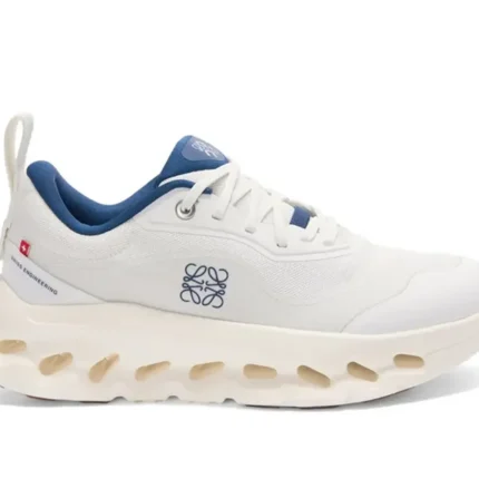 BASKETS ON RUNNING X LOEWE CLOUDTILT 2.0 EN BLANC/BLEU MAJORELLE
