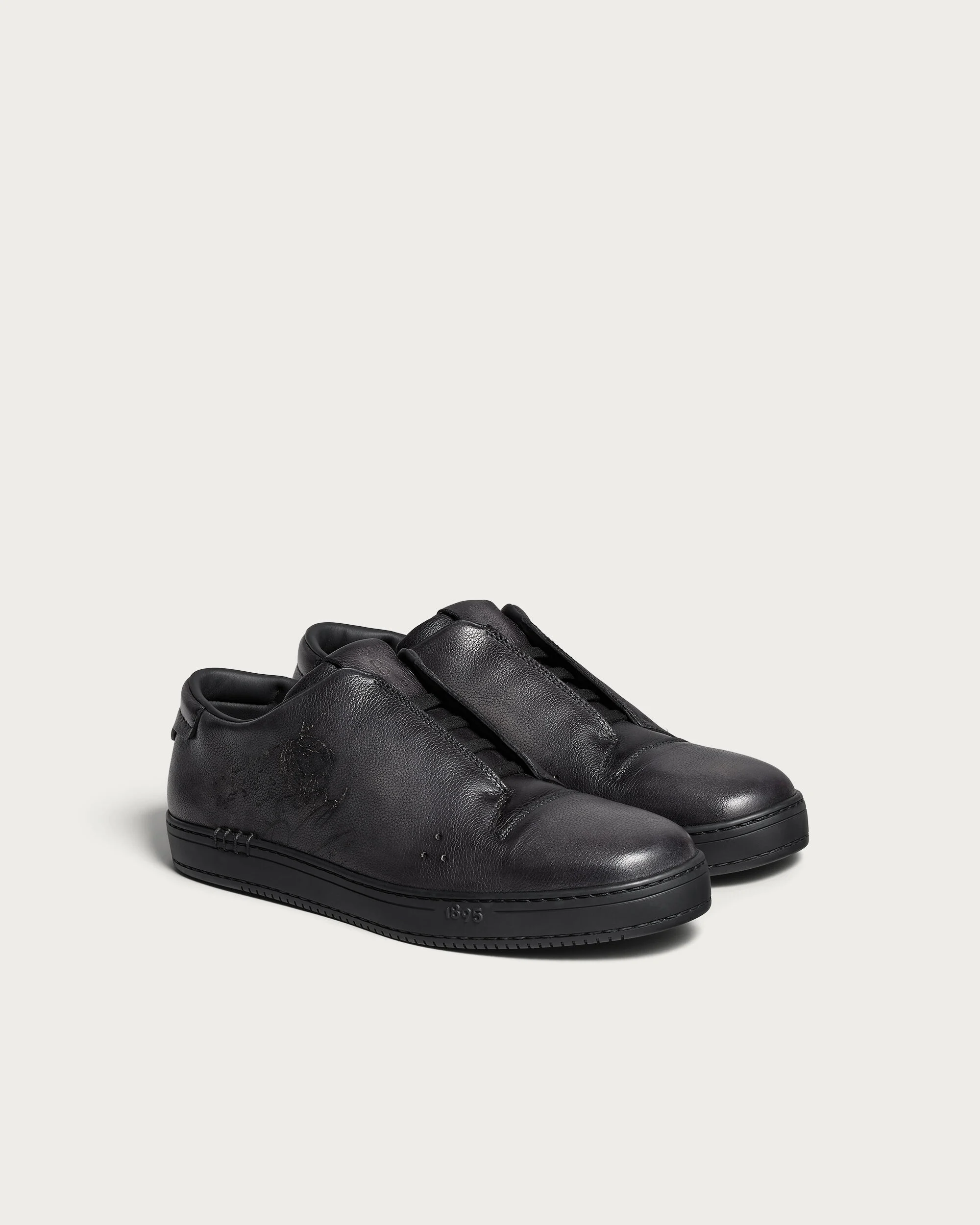S6459-004_playtime-scritto-venezia-softy-calf-leather-sneaker-slip-on_nero-grigio_berluti_05